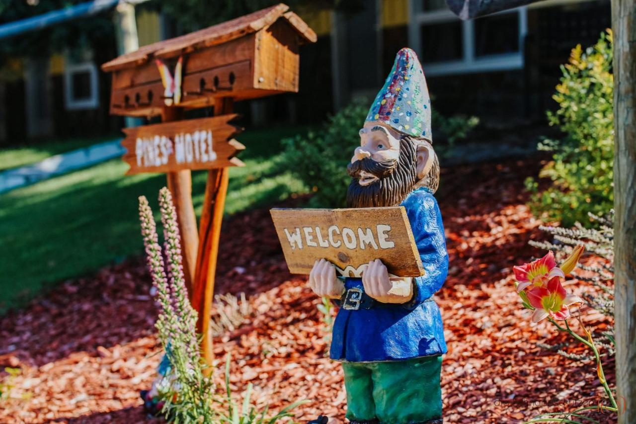 The Pines Country Inn Newcastle Dış mekan fotoğraf